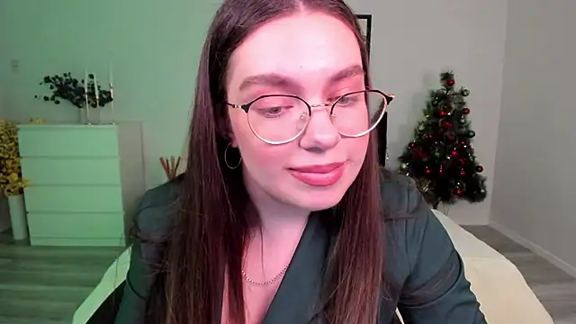 DaniellaLovely online show from December 17, 2024, 2:22 pm