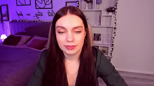 DaniellaLovely online show from March 17, 2025, 12:46 pm