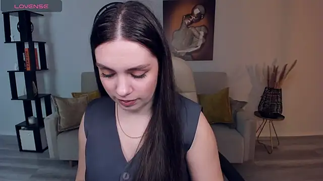 DaniellaLovely online show from March 20, 2025, 11:38 am