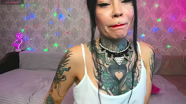 Megan Black Moon online show from January 30, 2025, 12:37 pm