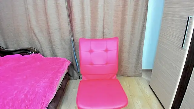 Megan Black Moon online show from September 13, 2025, 9:42 am