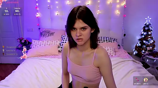 JulieTaylors online show from December 12, 2024, 5:15 pm