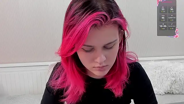 JulieTaylors online show from October 26, 2025, 10:04 pm