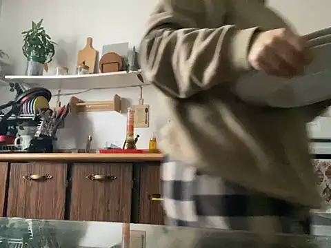 Kittyymaze1 online show from December 29, 2024, 1:38 pm