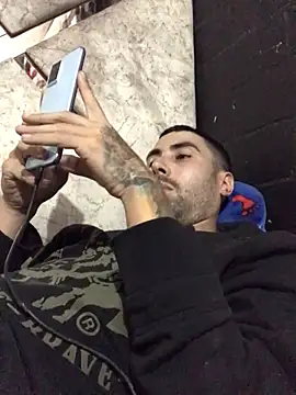 Snapshot of macg96 chatting on March 7, 2025, 4:02 am macg96 online show from March 7, 2025, 4:02 am