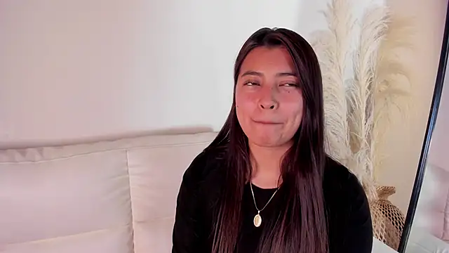 Snapshot of Rebeca_Williams_ chatting on January 29, 2025, 1:58 am Rebeca Williams online show from January 29, 2025, 1:58 am