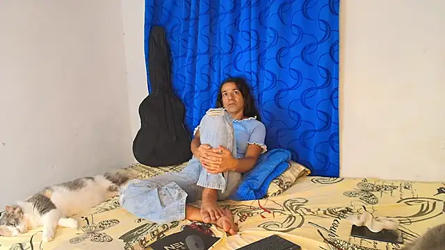 Oh Tique online show from November 26, 2025, 3:18 am