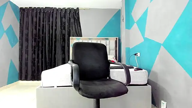 simookeler online show from January 8, 2025, 2:46 am