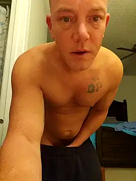 Snapshot of Bigtater1999 chatting on January 31, 2025, 1:43 am Bigtater1999 online show from January 31, 2025, 1:43 am