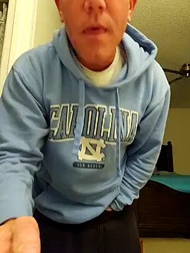 Snapshot of Bigtater1999 chatting on February 2, 2025, 3:43 am Bigtater1999 online show from February 2, 2025, 3:43 am