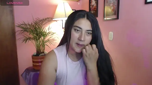 bunnyemilyrose36 online show from March 11, 2026, 3:51 pm