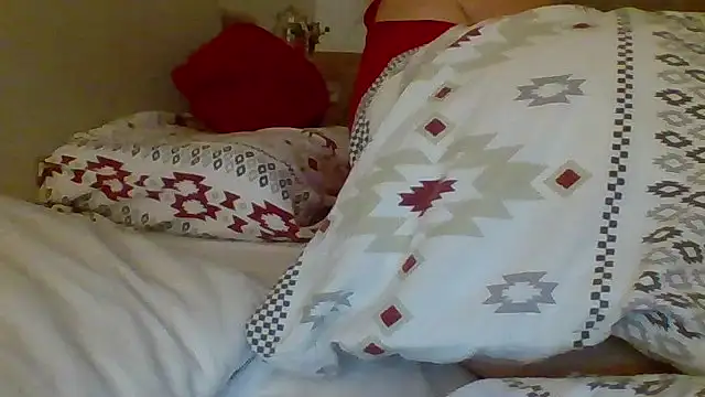 Snapshot of priselvis23 chatting on October 13, 2025, 7:25 pm priselvis23 online show from October 13, 2025, 7:25 pm