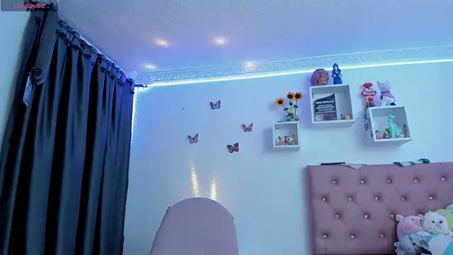Soffy-brooks online show from May 18, 2026, 1:35 am