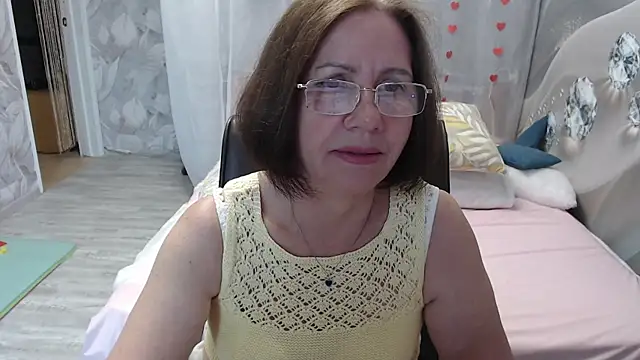 Snapshot of OlgaHottie chatting on July 27, 2026, 12:17 am OlgaHottie online show from July 27, 2026, 12:17 am