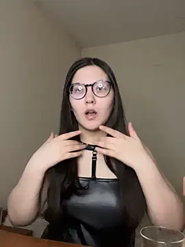 Snapshot of Prudie_Gabriella chatting on November 3, 2025, 6:58 am Prudie Gabriella online show from November 3, 2025, 6:58 am