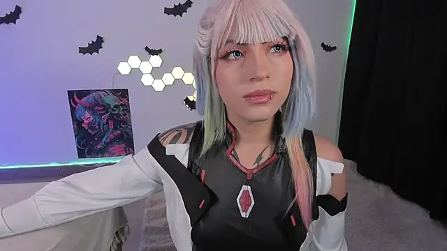 Snapshot of cyberzoe chatting on October 17, 2025, 12:41 pm cyberzoe online show from October 17, 2025, 12:41 pm