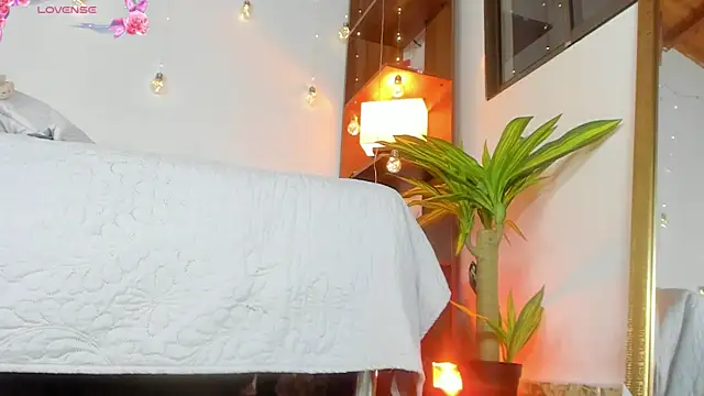 angelinepossy online show from February 22, 2025, 2:28 am