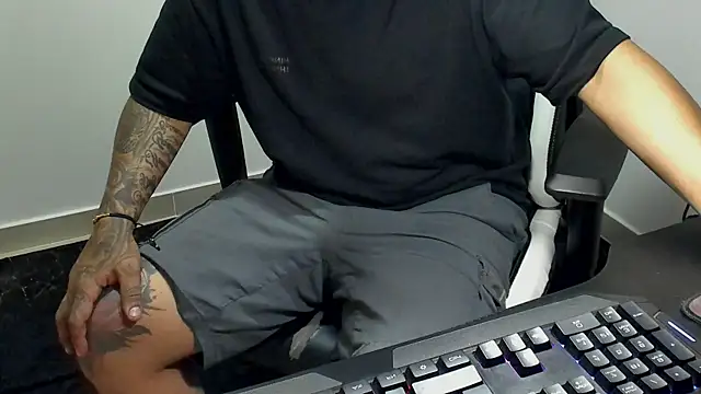 stebankechima online show from October 30, 2025, 3:30 am