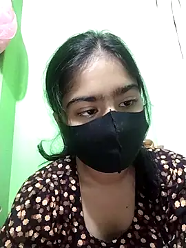 Arisha- online show from February 10, 2025, 2:26 pm