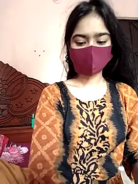 Arisha- online show from December 5, 2025, 8:45 am