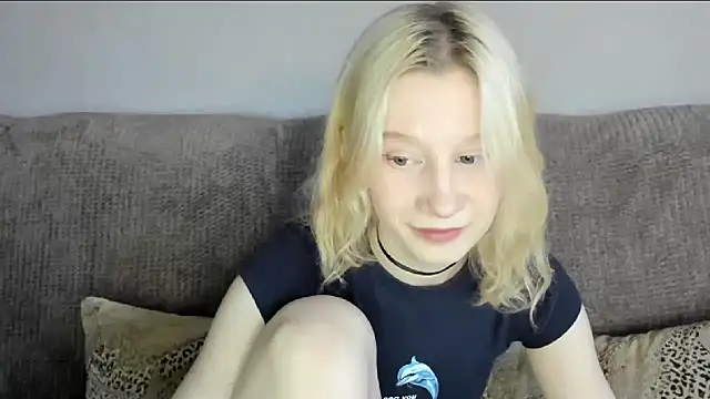 EnigmaSee online show from November 4, 2025, 1:48 am