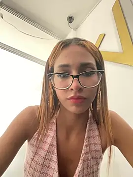 Litlle channel2 online show from October 23, 2025, 11:53 am