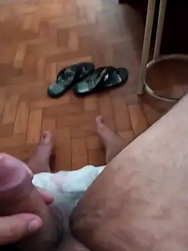 lobomisterioso13 online show from December 18, 2025, 4:35 pm