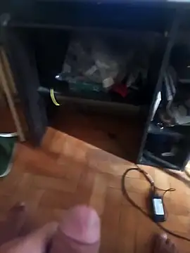 lobomisterioso13 online show from April 9, 2026, 2:55 pm