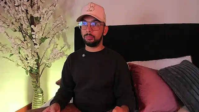  PauloDaSilva  online show from March 25, 2026, 12:11 pm