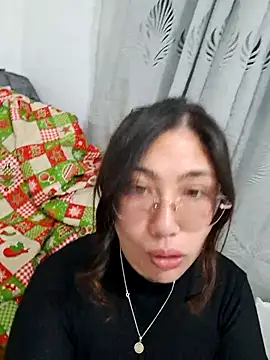 Mia Ruiz online show from October 25, 2025, 2:08 am