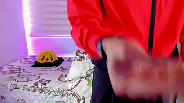 aldrinwhite online show from October 13, 2025, 6:08 pm