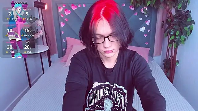 Snapshot of Justin_Care chatting on February 16, 2025, 12:43 pm Justin Care online show from February 16, 2025, 12:43 pm