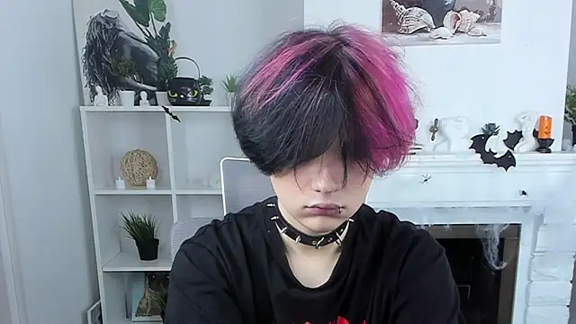 Justin Care online show from October 26, 2025, 12:22 pm