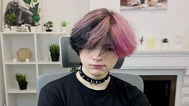 Justin Care online show from November 7, 2025, 12:49 pm