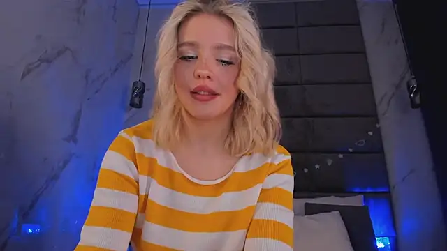 Snapshot of Anna_Robinson chatting on March 23, 2026, 1:53 am Anna Robinson online show from March 23, 2026, 1:53 am