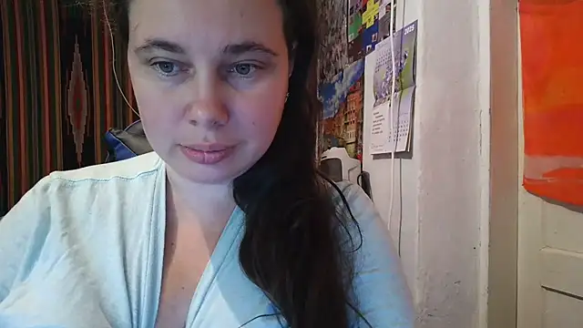 Cora Maro online show from October 1, 2025, 11:38 am