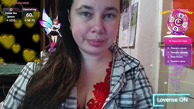 Cora Maro online show from October 3, 2025, 10:40 pm