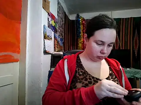 Cora Maro online show from February 2, 2026, 1:32 pm