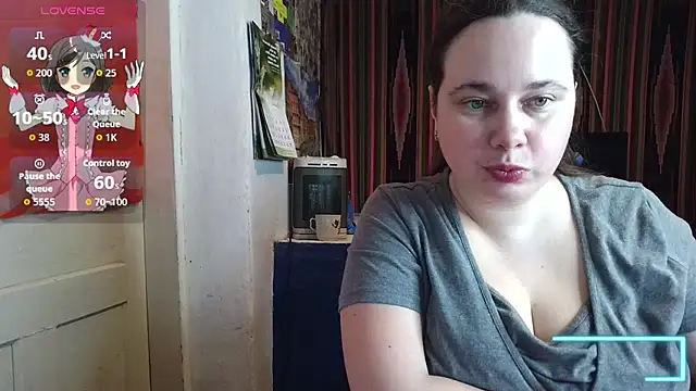 Cora Maro online show from May 29, 2026, 2:26 pm