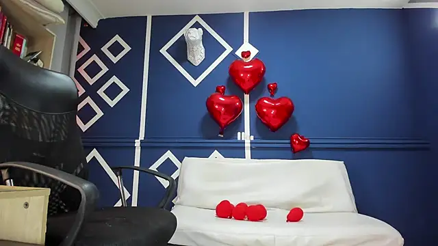 Snapshot of charolbruce_1 chatting on February 20, 2025, 3:52 pm charolbruce 1 online show from February 20, 2025, 3:52 pm