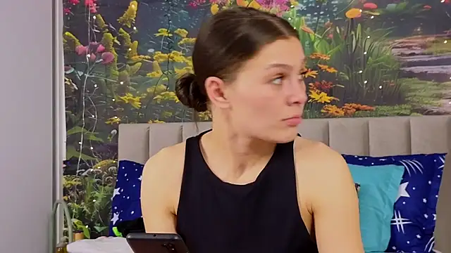 MadameDeFeu online show from January 18, 2025, 12:36 pm