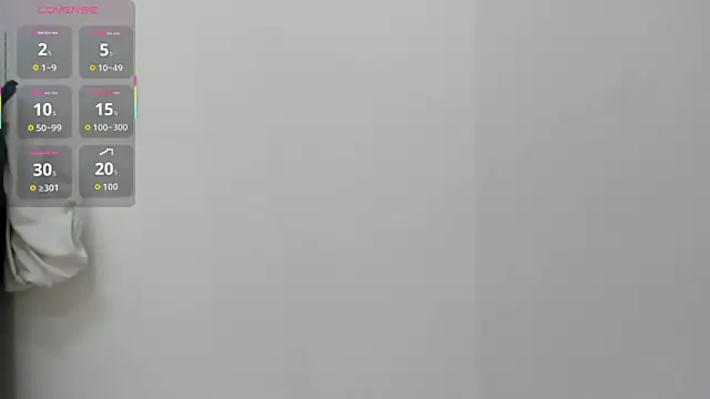 AbigailWilliams  online show from November 24, 2025, 11:21 am