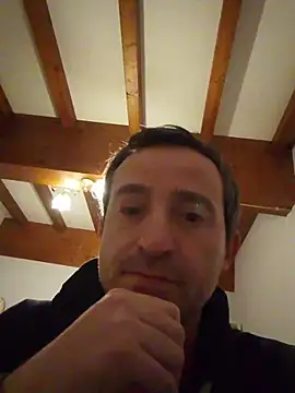 Snapshot of openlegsforyou chatting on February 2, 2026, 5:11 pm openlegsforyou online show from February 2, 2026, 5:11 pm