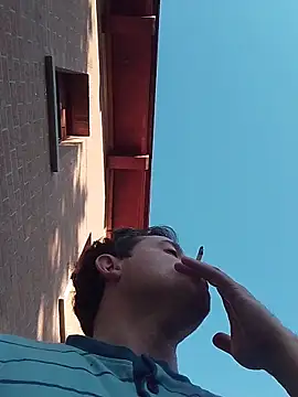 Snapshot of openlegsforyou chatting on April 8, 2026, 6:02 am openlegsforyou online show from April 8, 2026, 6:02 am