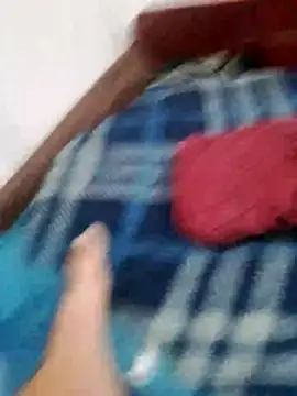 Leovmli online show from October 14, 2025, 10:43 pm