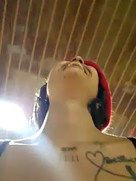 LorenRosse online show from February 15, 2025, 11:58 pm