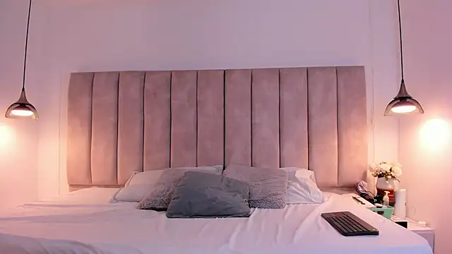 Julieta Jane online show from October 29, 2025, 3:42 am