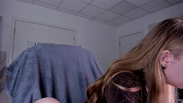 MiaMews online show from January 31, 2026, 10:30 pm