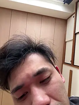 ryusei18570 online show from February 16, 2025, 4:09 am