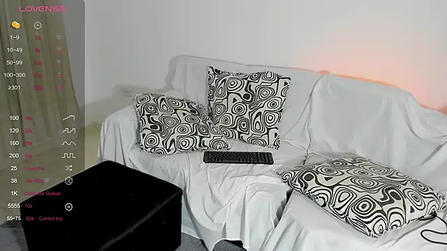 Snapshot of juanmiss chatting on March 1, 2025, 10:24 am juanmiss online show from March 1, 2025, 10:24 am